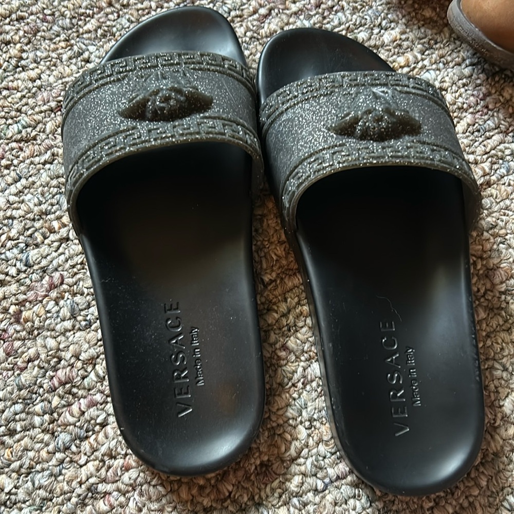 Versace slides